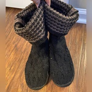 UGG Leland Cable Knot Boots